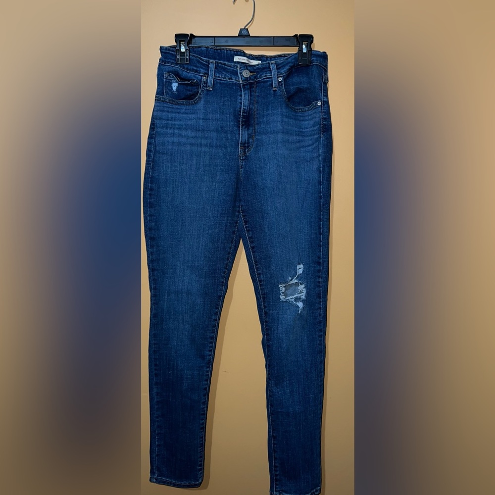 Levi’s 721 High rise skinny blue jeans Size 31